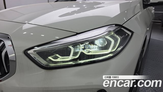 BMW 1 Series (F40) 120i M Sports 2023 — фото 22