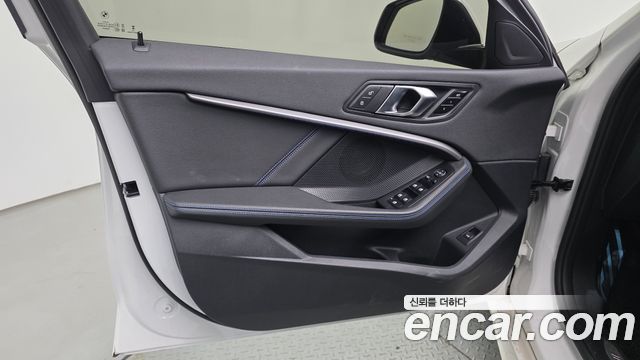 BMW 1 Series (F40) 120i M Sports 2023 — фото 24