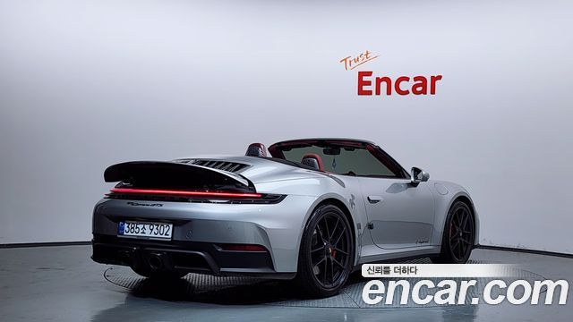 Porsche 911 (992) Carrera GTS Cabriolet 2025 — фото 2