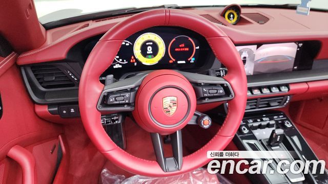 Porsche 911 (992) Carrera GTS Cabriolet 2025 — фото 16