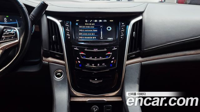 Cadillac Escalade 6.2 4th 2019 — фото 19
