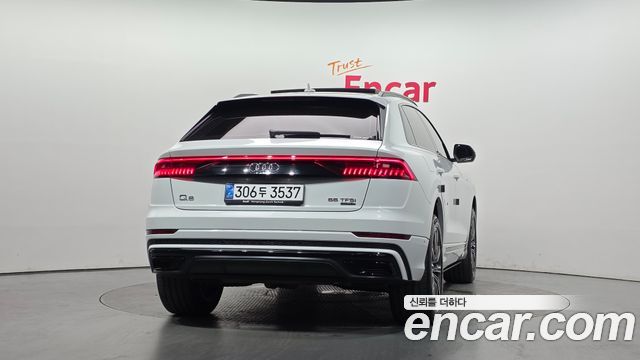 Audi Q8 (4M) 55 TFSI Quattro Premium 2021 — фото 4