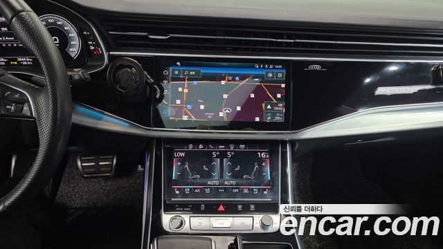 Audi Q8 (4M) 55 TFSI Quattro Premium 2021 — фото 18