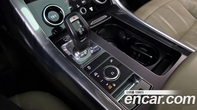 Land Rover Range Rover Sport (II) 3.0 SDV6 HSE 2019 — фото 9