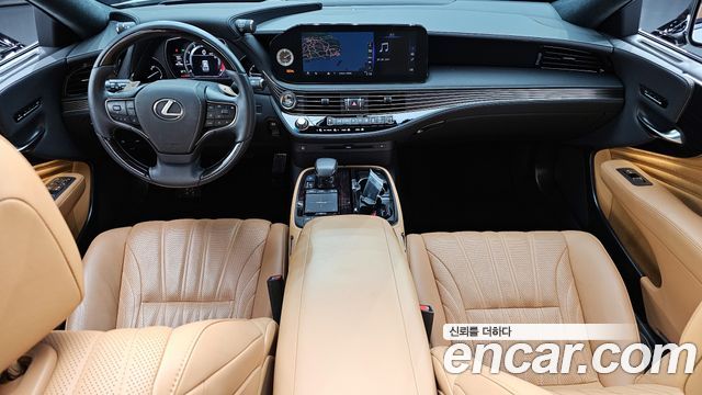Lexus LS500 (V) 3.5 Supreme AWD 2022 — фото 7
