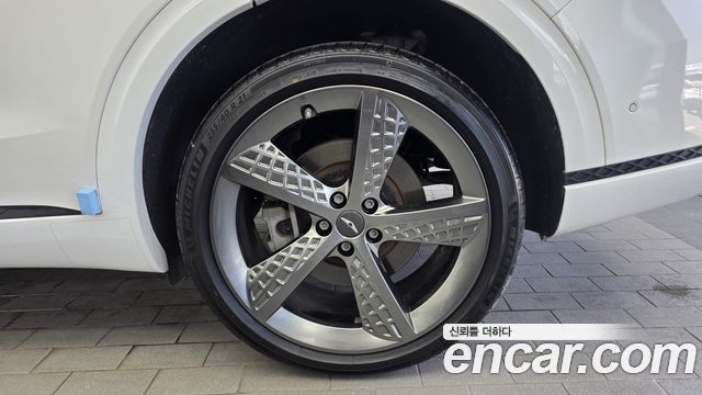 Genesis GV70 2.5T Gasoline AWD 2022 — фото 21