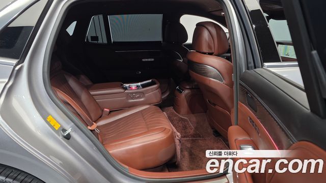 Genesis G90 (RS4) Gasoline 3.5 Turbo AWD 2023 — фото 12