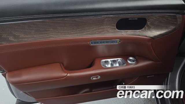 Genesis G90 (RS4) Gasoline 3.5 Turbo AWD 2023 — фото 24