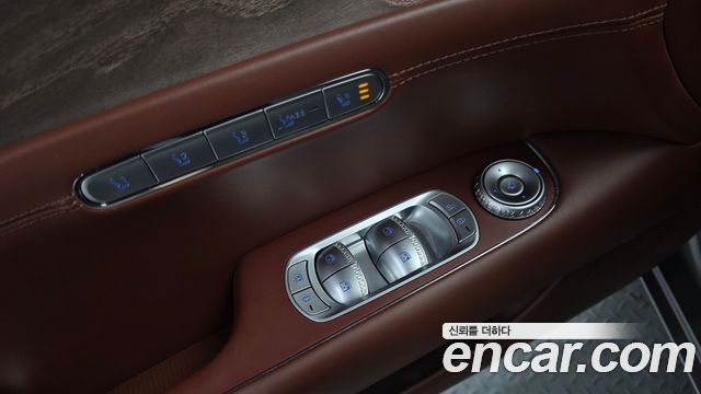 Genesis G90 (RS4) Gasoline 3.5 Turbo AWD 2023 — фото 27