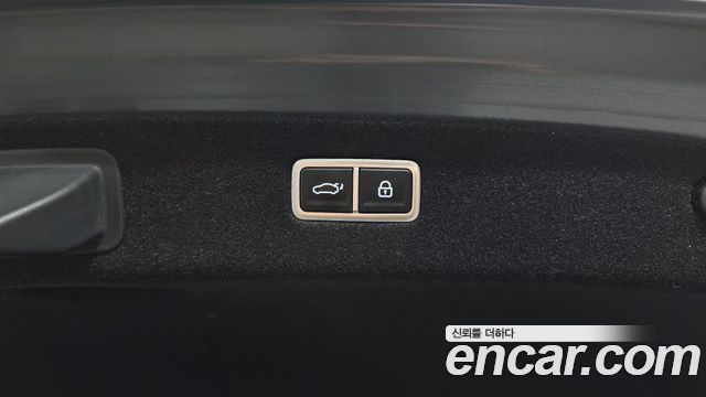 Genesis G90 (RS4) Gasoline 3.5 Turbo AWD 2023 — фото 35
