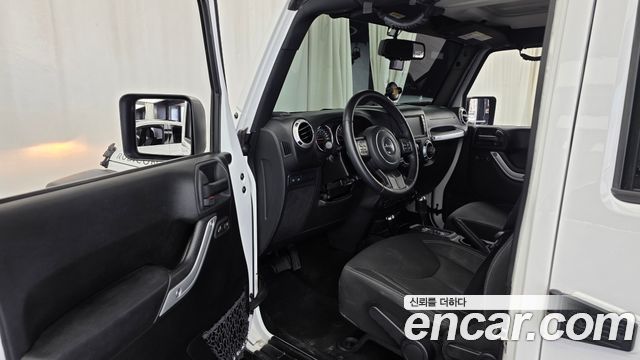 Jeep Wrangler (JK) 3.6 Rubicon 4Door 2016 — фото 10