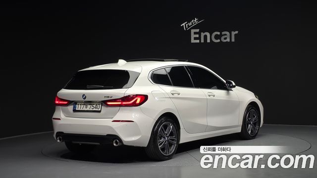 BMW 1 Series (F40) 118d Sport 2020 — фото 2