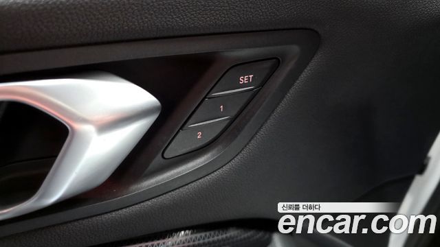 BMW 1 Series (F40) 118d Sport 2020 — фото 29