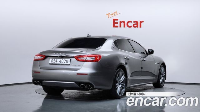 Maserati Quattroporte 3.0 Diesel Granlusso 2017 — фото 2