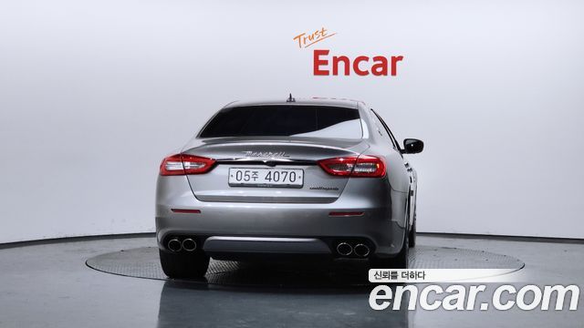 Maserati Quattroporte 3.0 Diesel Granlusso 2017 — фото 4
