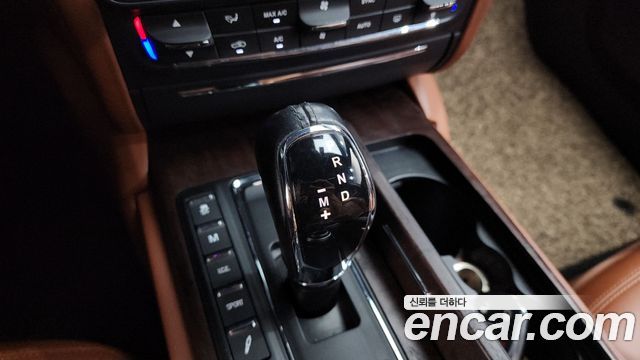 Maserati Quattroporte 3.0 Diesel Granlusso 2017 — фото 9