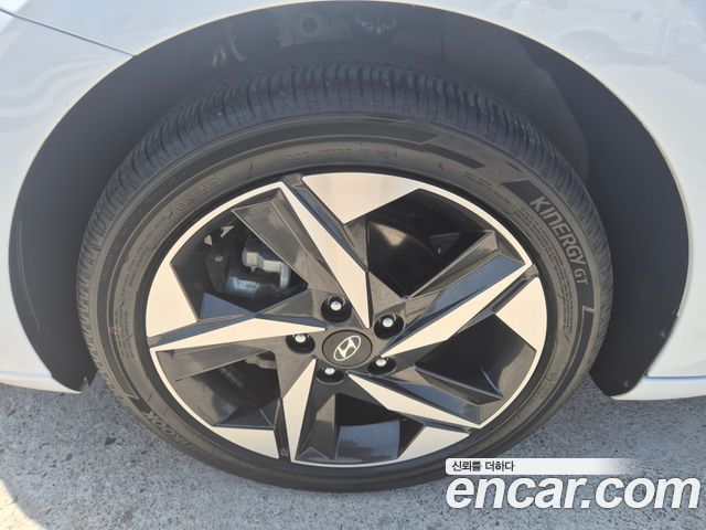 Hyundai Avante (CN7) 1.6 Inspiration 2022 — фото 23