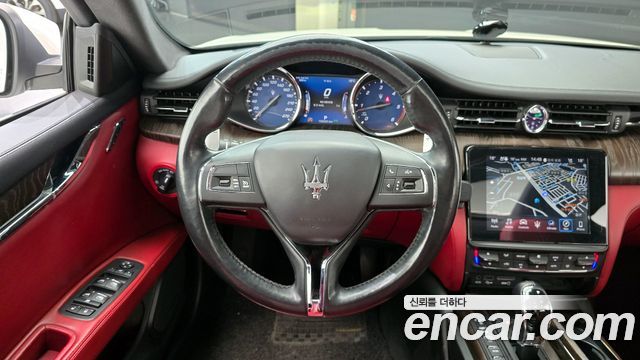 Maserati Quattroporte 3.0 Diesel 2018 — фото 17