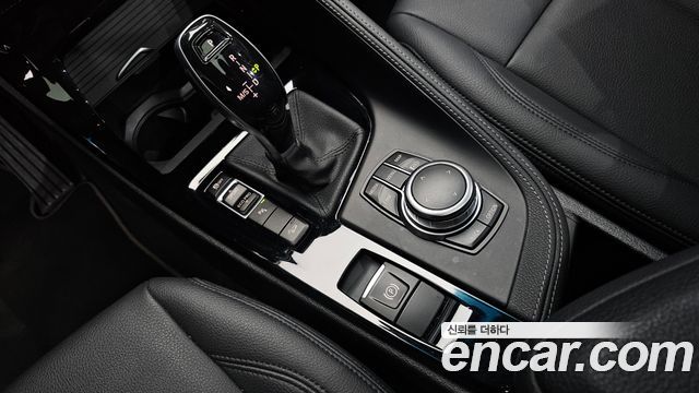 BMW X1 (F48) xDrive 20i xLine 2022 — фото 9