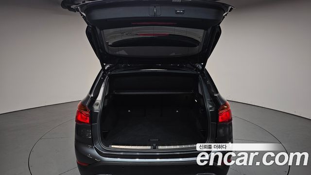 BMW X1 (F48) xDrive 20i xLine 2022 — фото 20