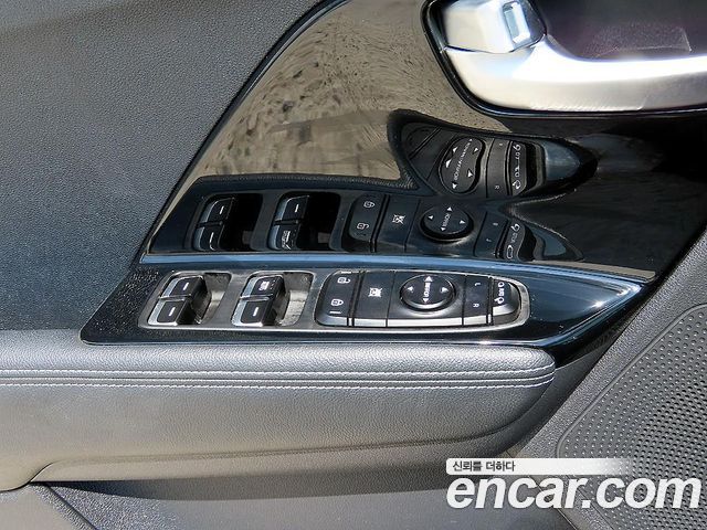 Kia Niro 1.6 HEV Prestige 2021 — фото 15
