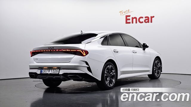 Kia K5 (III) 2.0 Signature 2023 — фото 2