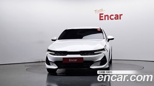 Kia K5 (III) 2.0 Signature 2023 — фото 3