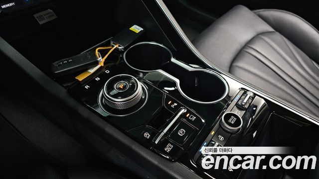 Kia K5 (III) 2.0 Signature 2023 — фото 9