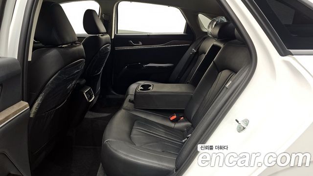 Kia K5 (III) 2.0 Signature 2023 — фото 12