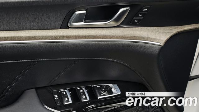 Kia K5 (III) 2.0 Signature 2023 — фото 17