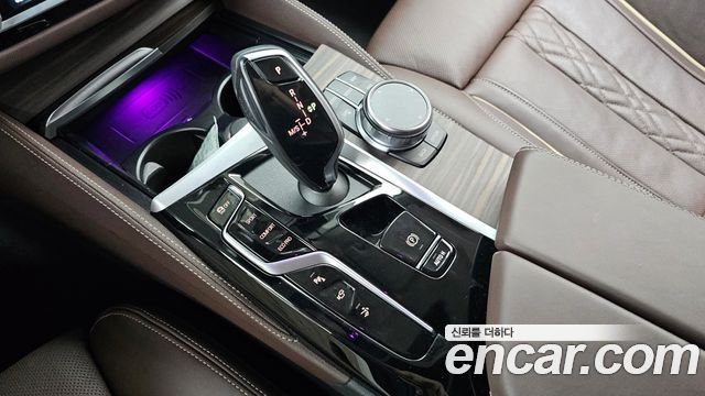 BMW 6 Series GT (G32) 620d Luxury 2024 — фото 9