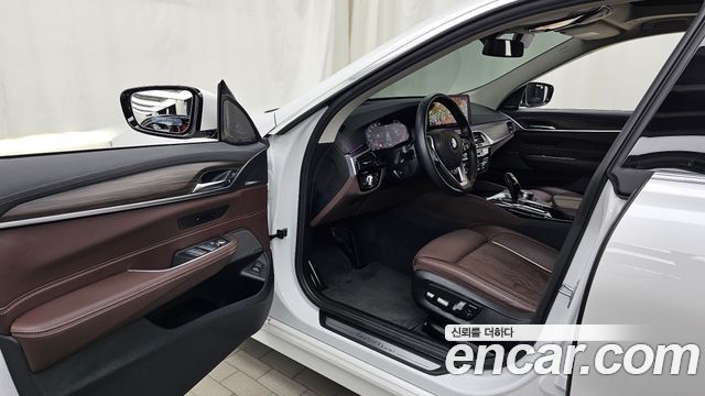 BMW 6 Series GT (G32) 620d Luxury 2024 — фото 10