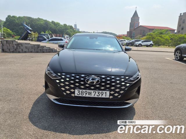 Hyundai Grandeur (IG) 3.0 LPi Rent Car Modern
