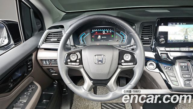 Honda Odyssey 3.5 5th 2023 — фото 12