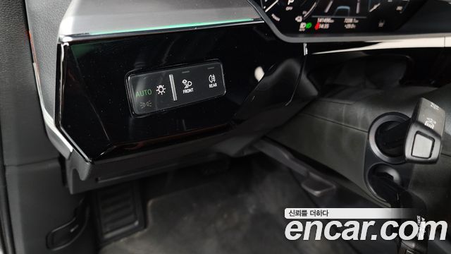 Audi e-tron 55 Quattro Sportback 2021 — фото 20