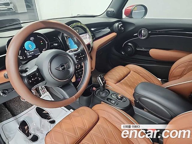 MINI Cooper S Convertible Classic Launch Pack Third Generation 2022 — фото 7