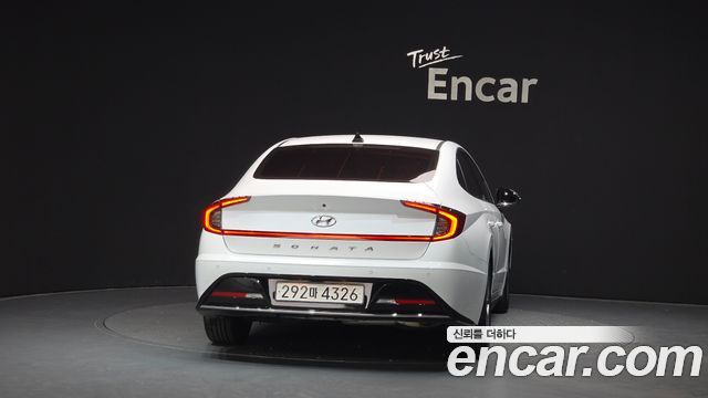 Hyundai Sonata (DN8) 2.0 Premium Plus 2022 — фото 4