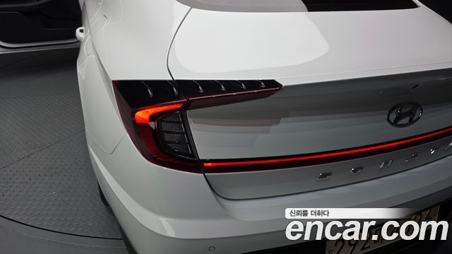 Hyundai Sonata (DN8) 2.0 Premium Plus 2022 — фото 23