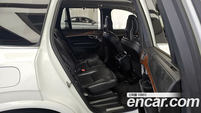 Volvo XC90 (II) D5 Inscription 2018 — фото 16