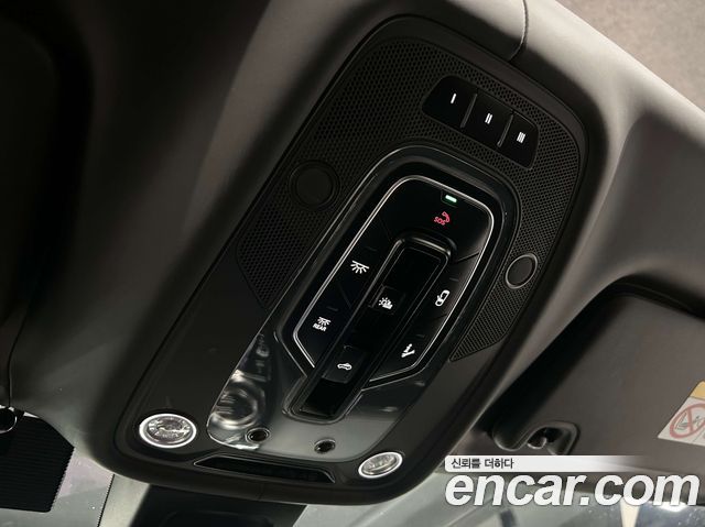 Bentley Bentayga 3.0 Plug-in HEV 2020 — фото 23