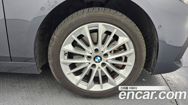 BMW 2 Series Gran Coupe (F44) 220d Advantage 2020 — фото 5