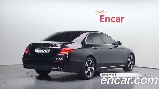 Mercedes-Benz E-Class (W213) E250 Avantgarde 2020 — фото 2
