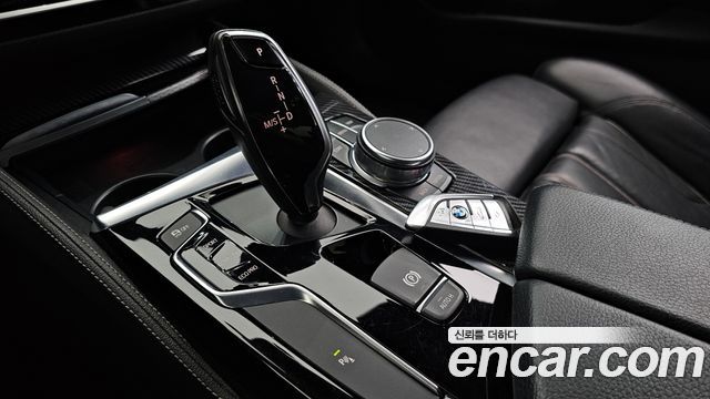 BMW 5 Series (G30) 530i xDrive M Sport Package 2018 — фото 9