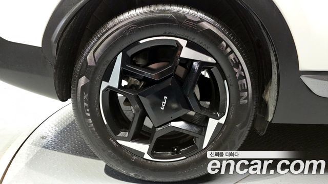 Kia Sportage (V) LPG 2.0 2WD Prestige 2025 — фото 32