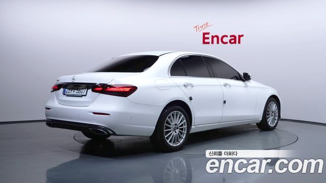 Mercedes-Benz E-Class (W213) E250 Exclusive 2023 — фото 2