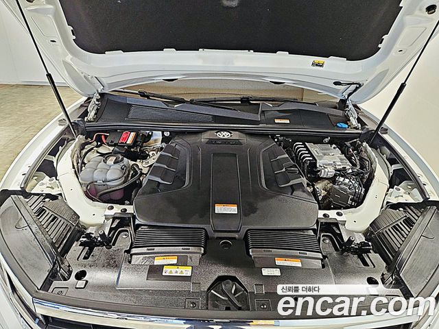 Volkswagen Touareg (III) 3.0 TDI Prestige 2023 — фото 6