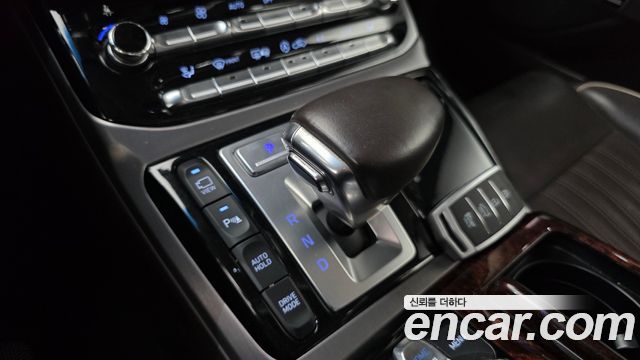 Genesis EQ900 5.0 GDI AWD Prestige 2016 — фото 9