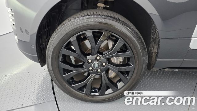 Land Rover Range Rover (IV) 5.0 SC AB LWB 2019 — фото 5
