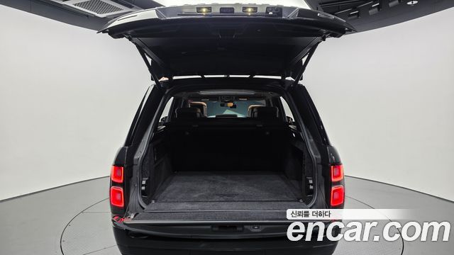 Land Rover Range Rover (IV) 5.0 SC AB LWB 2019 — фото 23