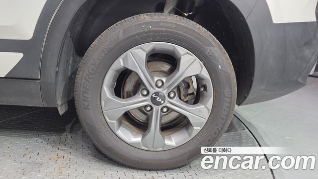 Kia Seltos Gasoline 1.6 Turbo 2WD Trendy 2023 — фото 21